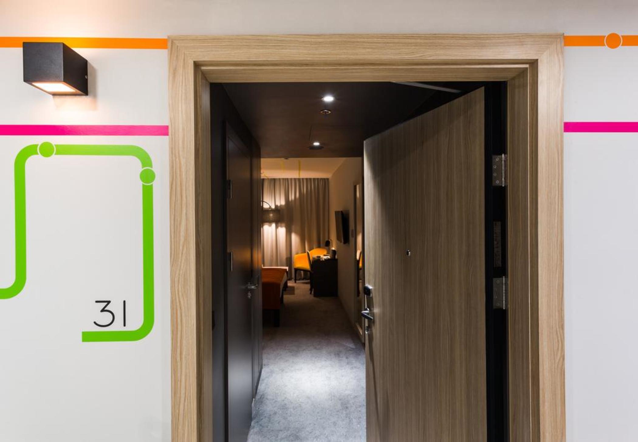 Ibis Styles Warszawa City Экстерьер фото